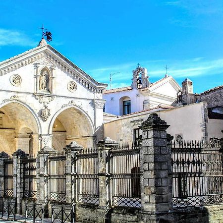 Rooms Gli Arcangeli 2 - Affitti Brevi Italia モンテ・サンタンジェロ エクステリア 写真