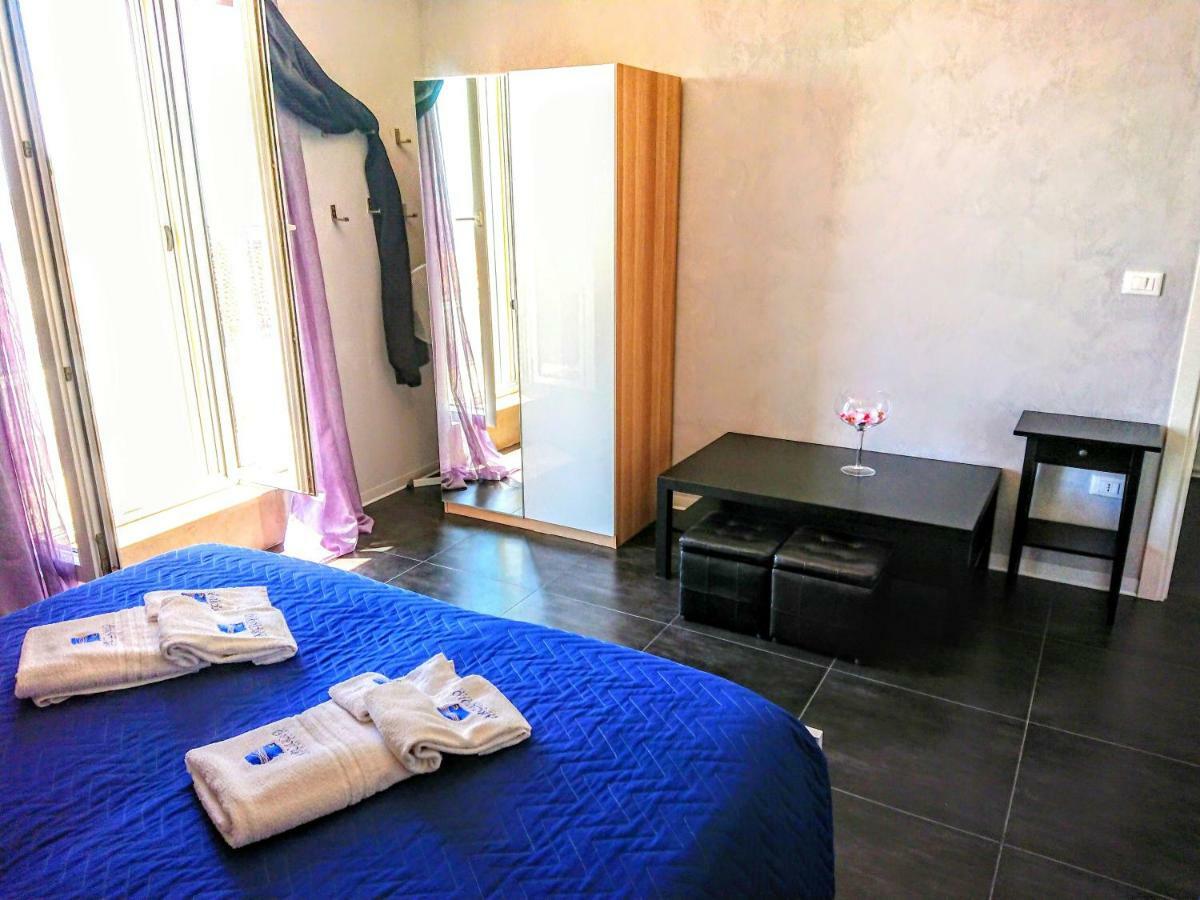 Rooms Gli Arcangeli 2 - Affitti Brevi Italia モンテ・サンタンジェロ エクステリア 写真