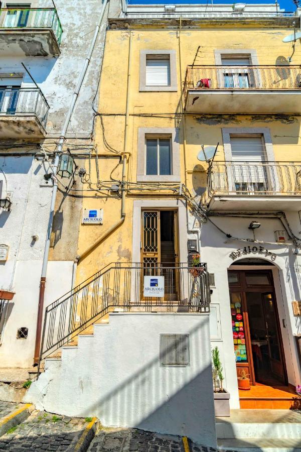 Rooms Gli Arcangeli 2 - Affitti Brevi Italia モンテ・サンタンジェロ エクステリア 写真
